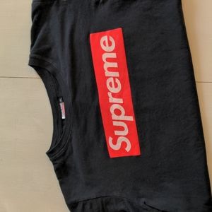 Supreme t-shirt